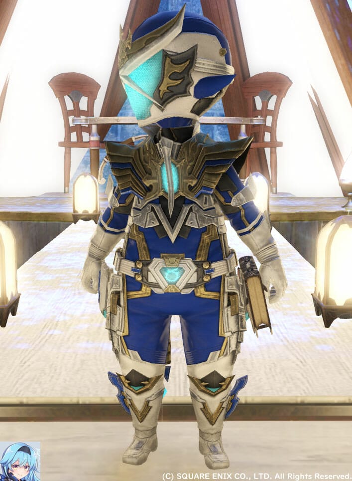 ブルー(ドラグーンブルー)メットかぶってヒーローお約束の横向きポーズです